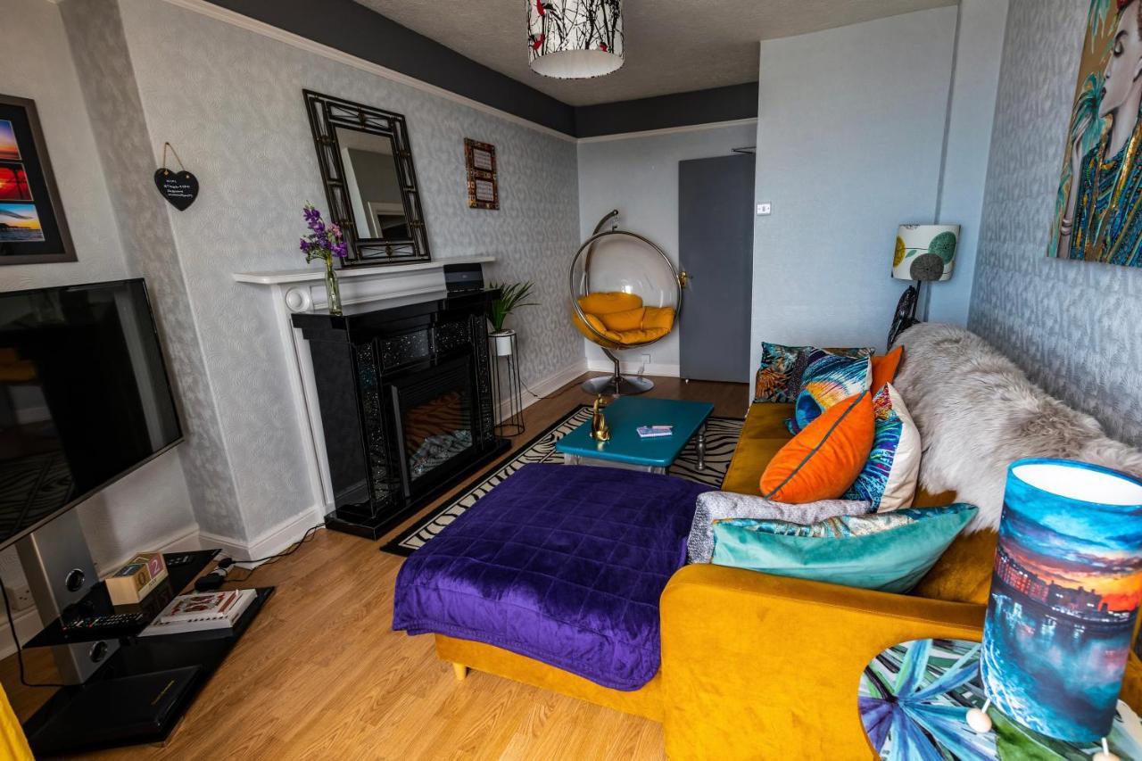 Starling View Boutique Stunning Seafront View Apartment Aberystwyth Buitenkant foto