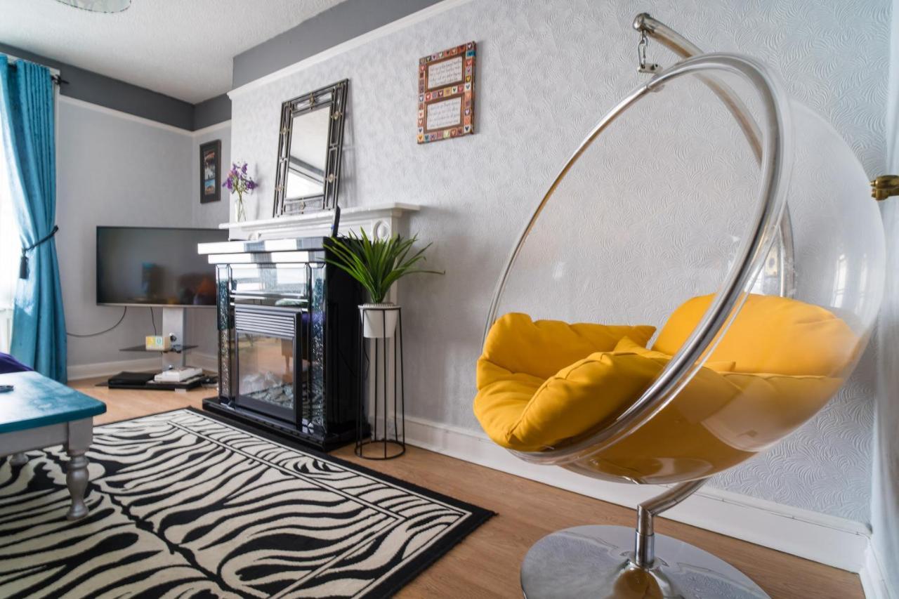 Starling View Boutique Stunning Seafront View Apartment Aberystwyth Buitenkant foto