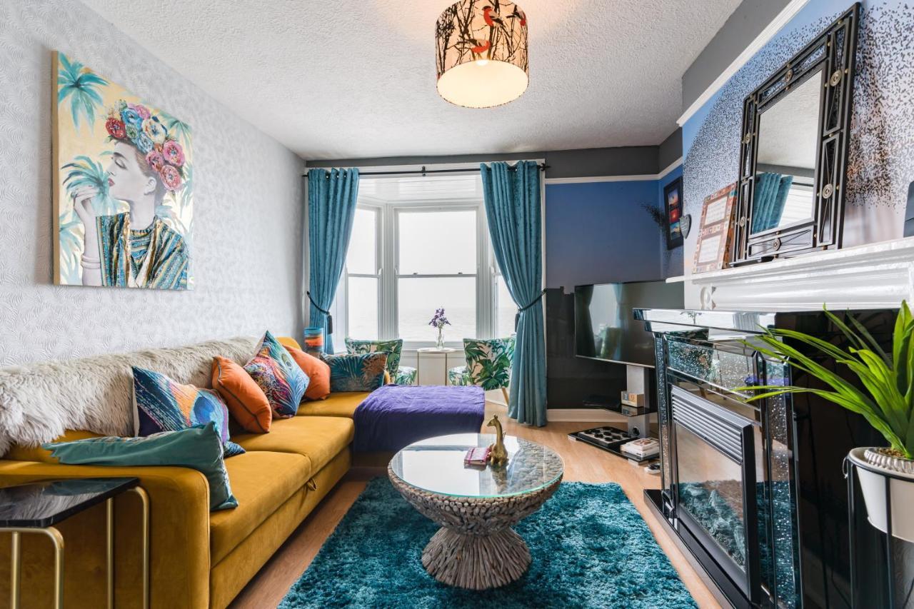 Starling View Boutique Stunning Seafront View Apartment Aberystwyth Buitenkant foto